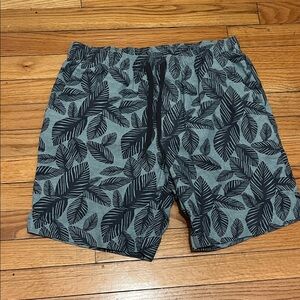 ROWM 8’ Men's Leaf Print Shorts - Green and Gray